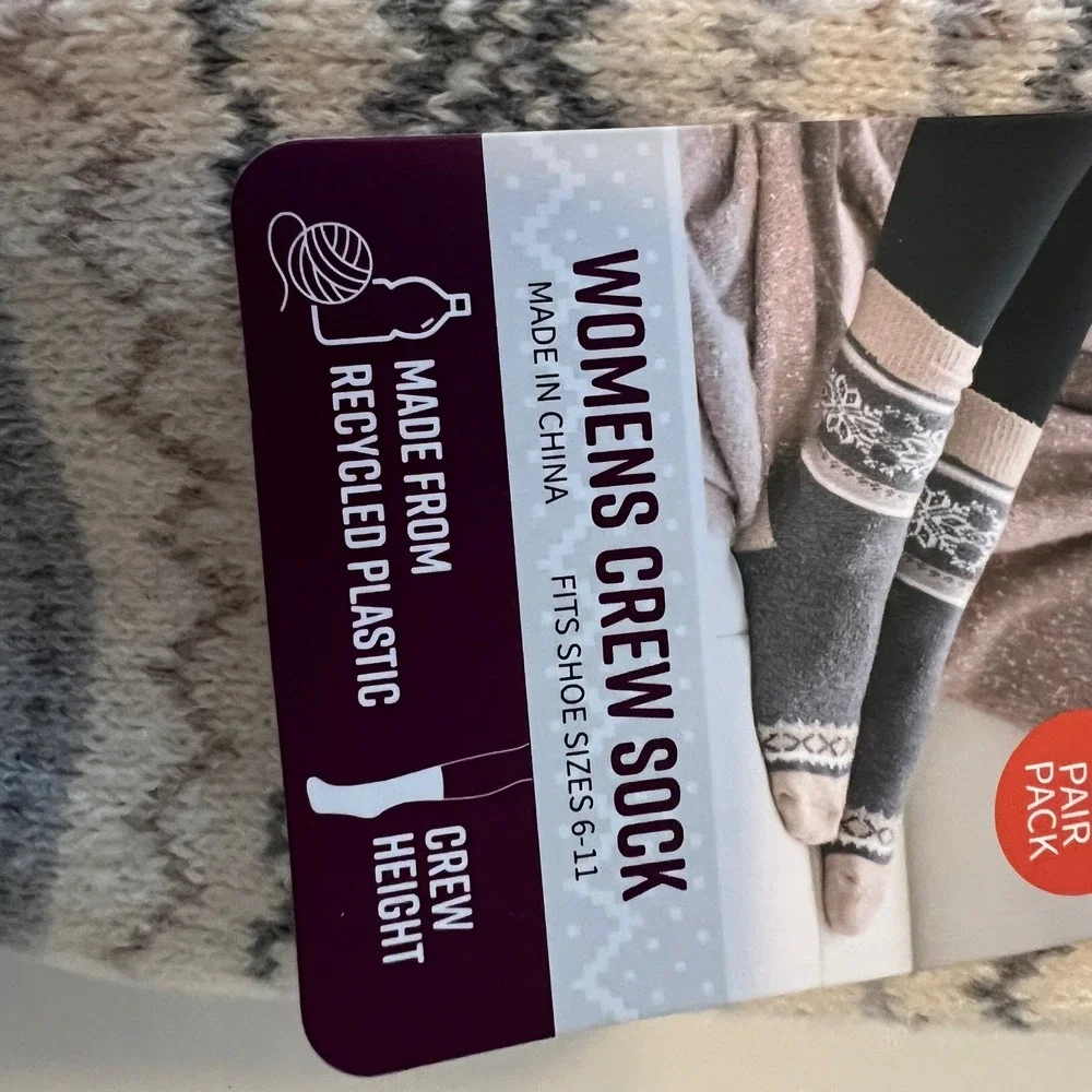 MUK LUKS Womens Crew Socks 2‎ Pair Pack Cream Grey Fair Isle Snowflake 6-11 NEW